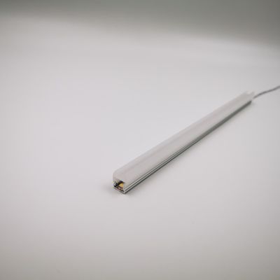 Schlanke LED-Regallichter für 6-8 mm Glasregale